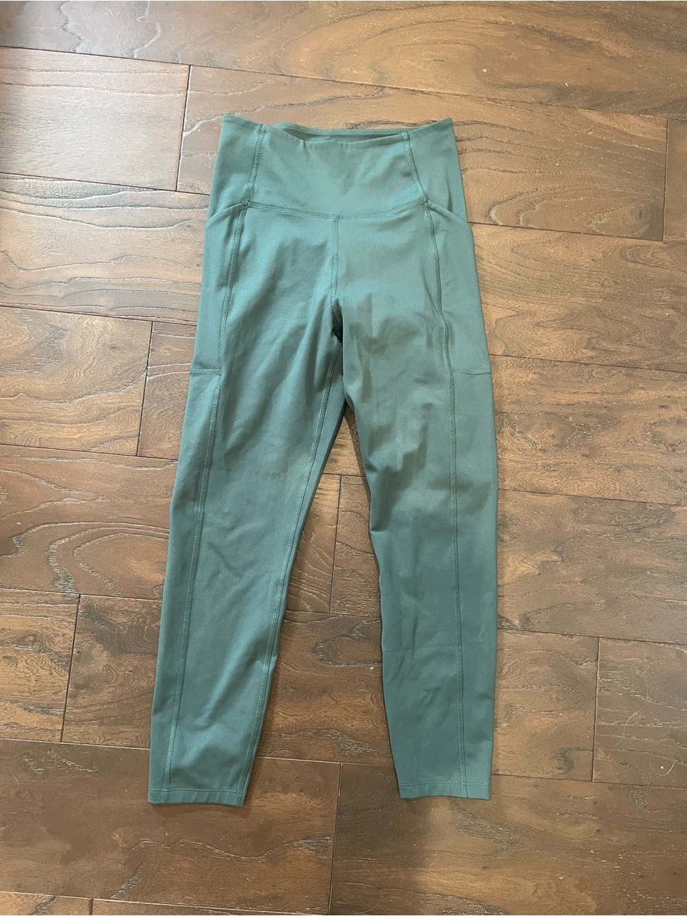 Girlfriend Collective leggings with pockets